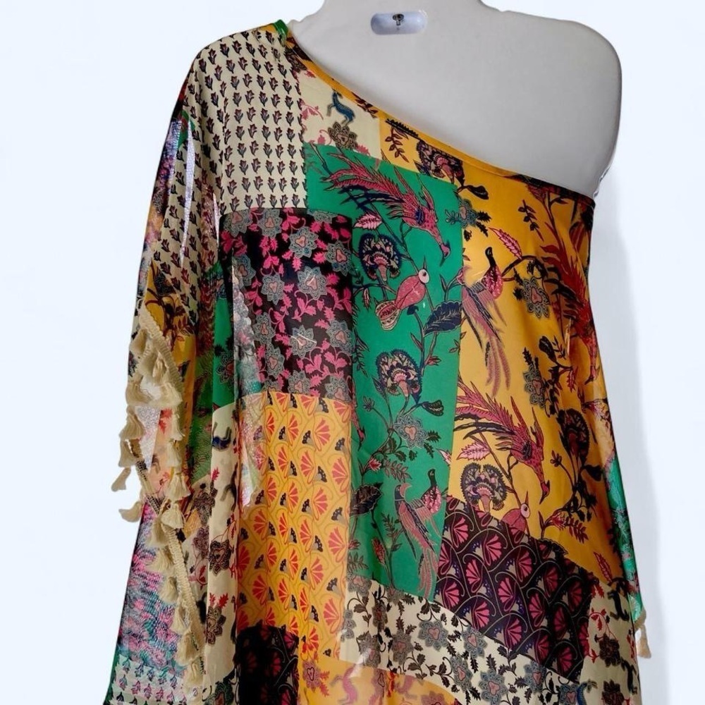 Multicolor Patchwork One-Shoulder Shawl
